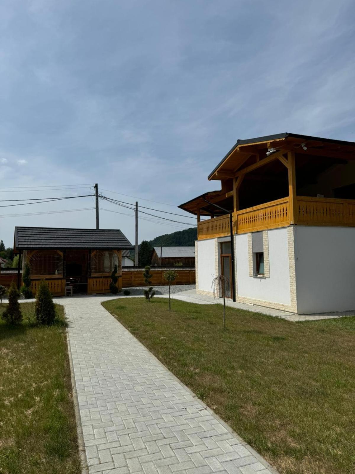 Popasul Din Vale Hotel Moisei Eksteriør billede